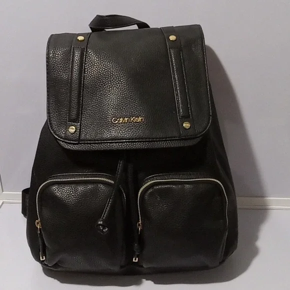 Calvin Klein Hudson Bubble Lamb Flap Backpack - Picture 2 of 10